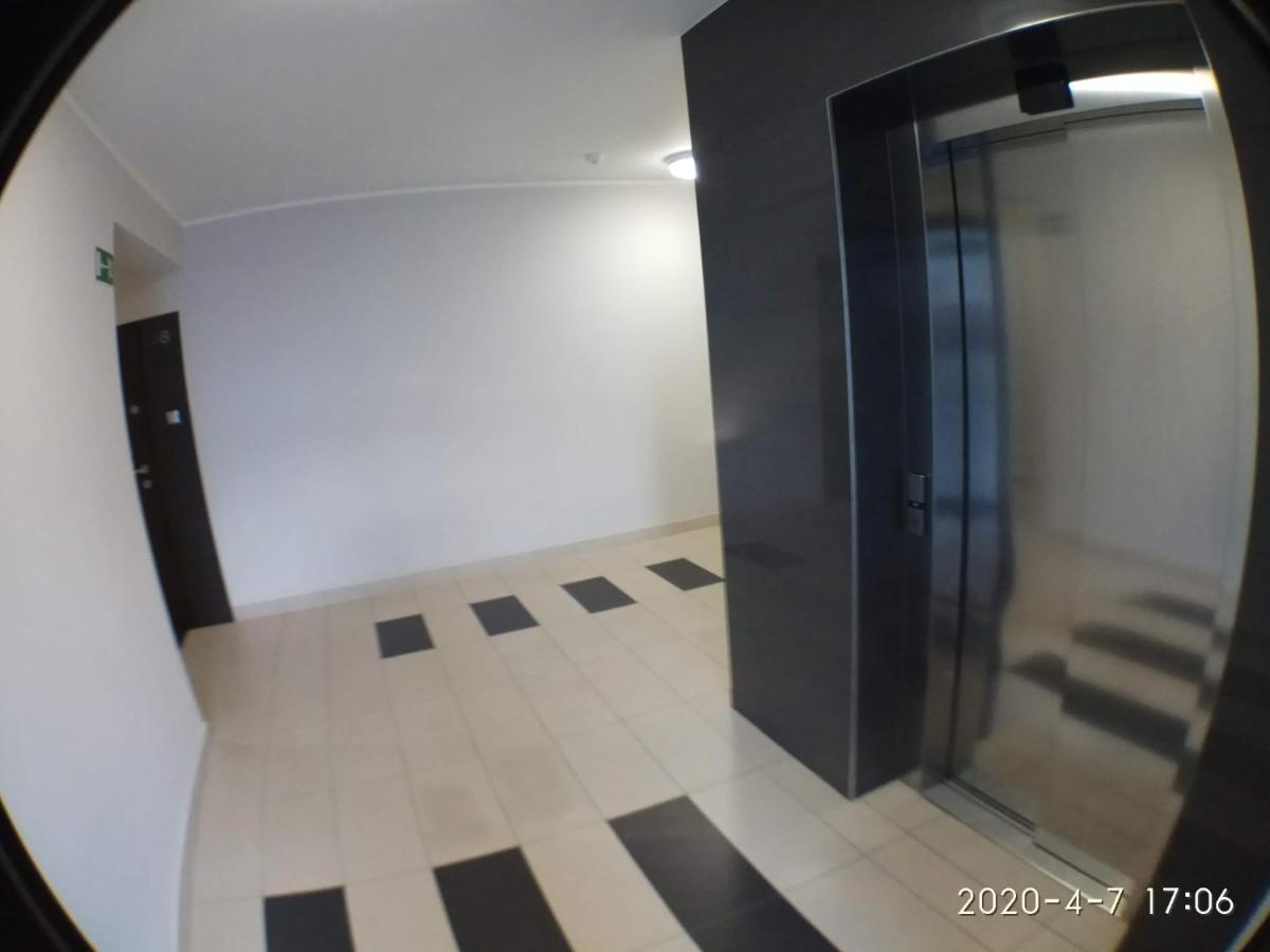 1090 Smialego 38 - Tanie Pokoje W Apartamencie - Samodzielne Zameldowanie - Self Check In Διαμέρισμα Πόζναν Εξωτερικό φωτογραφία